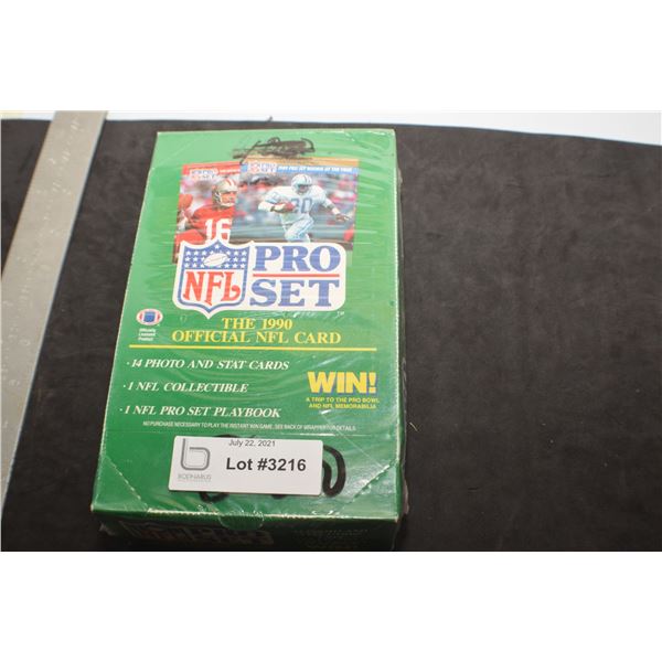 FACTORY SEALED BOX OF NFL FOOTBALL CARDS