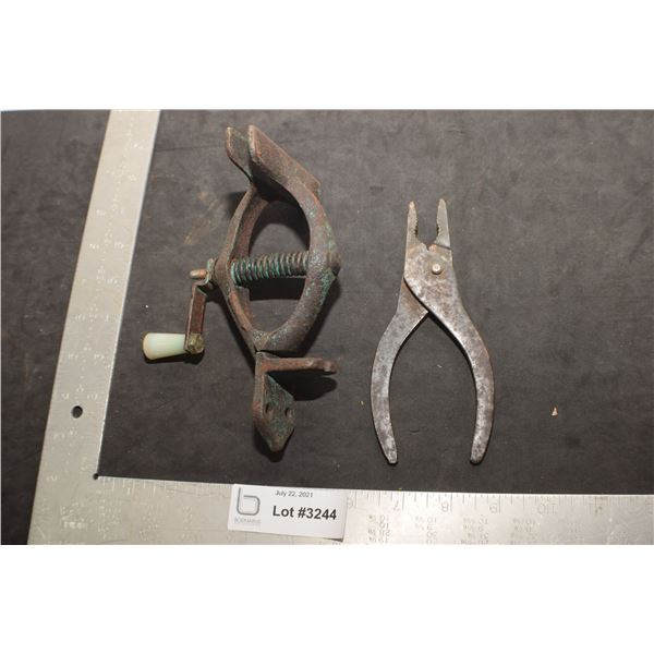 ANTIQUE TOOLS  ---------------- PLIERS AND VISE