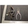 Image 1 : ANTIQUE TOOLS  ---------------- PLIERS AND VISE
