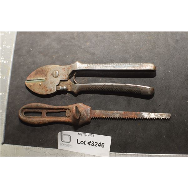 ANTIQUE TOOLS  ---------------- SAW AND CUTTERS