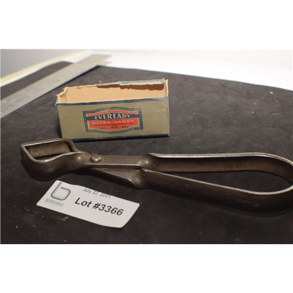 RARE EVERYREADY BULB TOOL AND BULBS