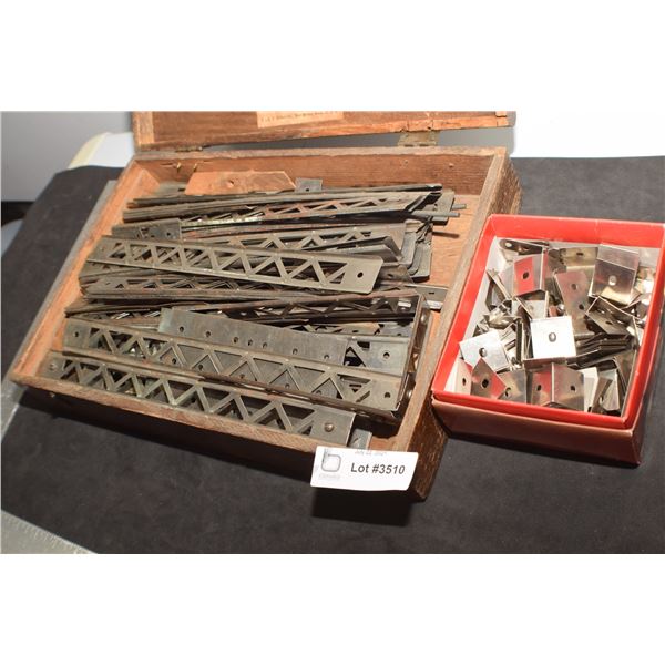 ANTIQUE ERECTOR BUILDING TOY KIT , COOL BOX