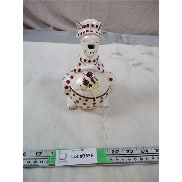 (Ceramic Kangaroo) - Ukrainian String + Scissor Holding Ornament