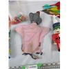 Image 3 : Vintage Dumbo Hand Puppet, Shell Sign (plastic), misc