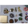 Image 4 : Jewellery Lot - Brooches, Earrings