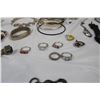 Image 4 : Jewellery Lot - Bracelets + Rings, Sunglasses