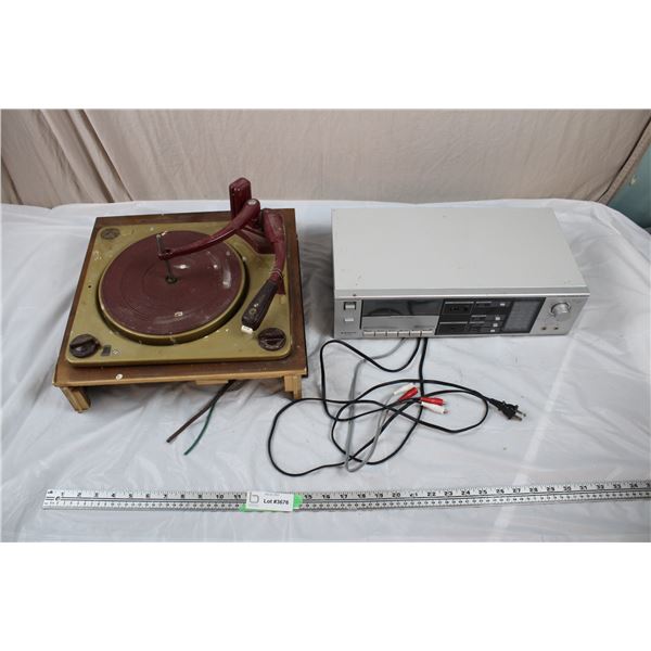 Collaro RC456 Turn Table Top + Sanyo Cassette Deck