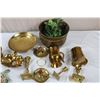 Image 5 : Large Lot of Brass and Copper - Plates, Keys, Flower Planters, Candlesticks