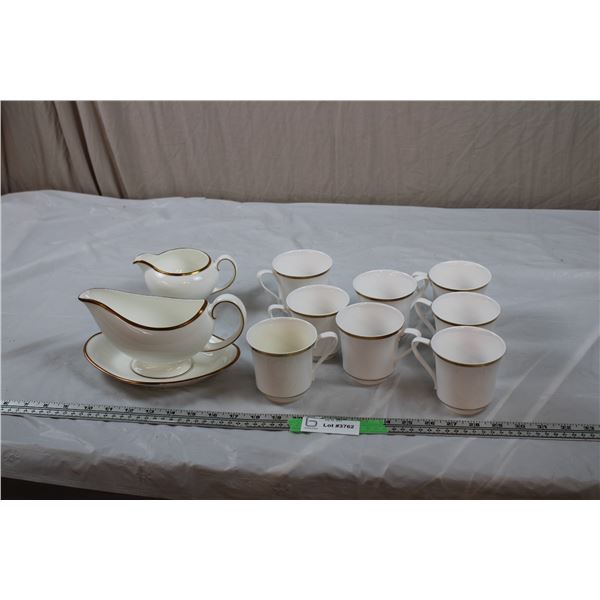 Spode Golden Eternity Coffee Cups (set of 8) with Wedgwood Gravy Bowl/Plate + Creamer
