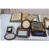Image 2 : Box of various sized picture frames