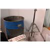 Image 4 : Professional Finish Pads Drum Stand Esso Pail Misc Items