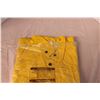 Image 2 : 6 XL Rain Coat