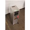 Image 1 : Bunn Hot Water Dispenser 24" Tall