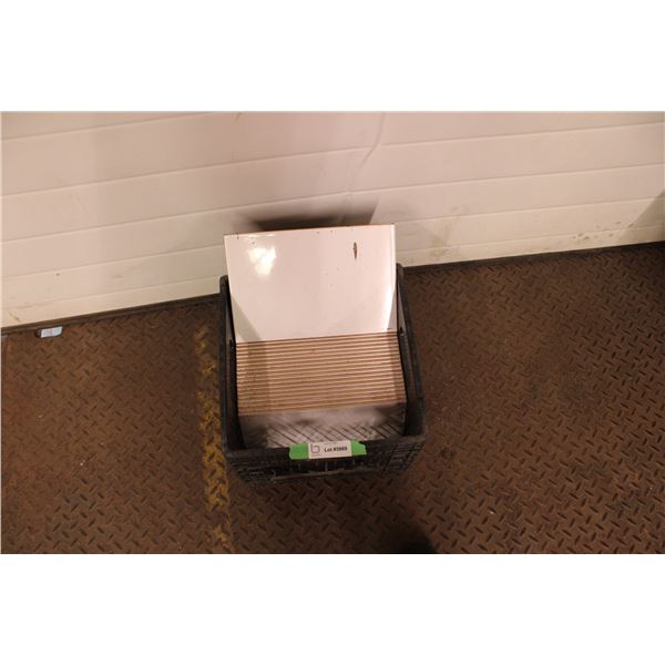 Crate with 30 Tiles