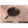 Image 1 : 10.5" Cast Iron Frying Pan