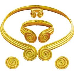 Gold Jewelry Suite, Lalauonis