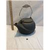 Cast iron kettle large