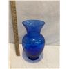 Image 1 : Blue vase