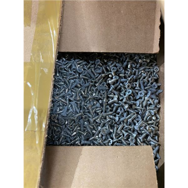 Small box of mats of screws