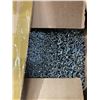 Image 1 : Small box of mats of screws