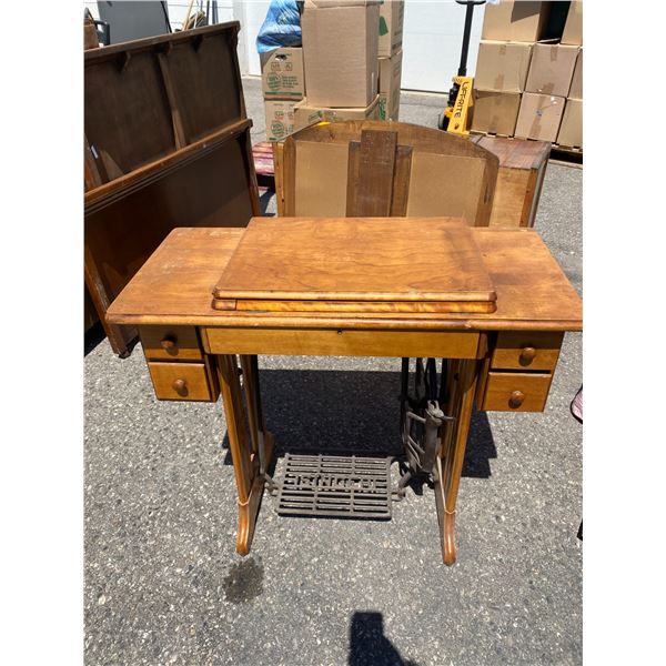 Singer sewing machine