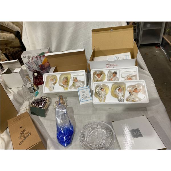 Lot angels and collectibles