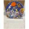 Image 2 : 3 boxes 7” plates space jam