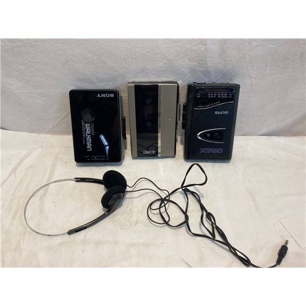Walkman and other cassette radio players