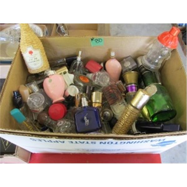 ASSORTMENT OF COLLECTOR PERFUME BOTTLES