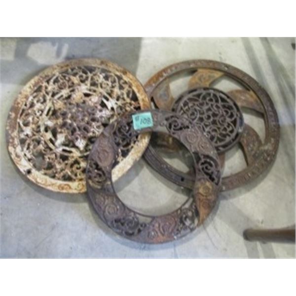 VINTAGE DECORATIVE CHIMNEY RINGS