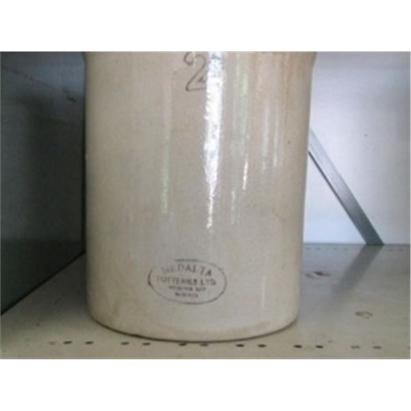 2 GALLON MEDALTA STONE CROCK