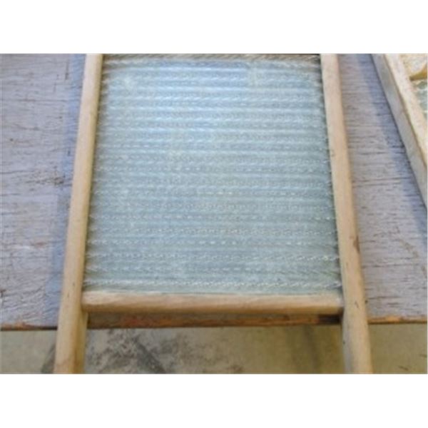 VINTAGE SINGLE WASH BOARD
