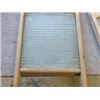 Image 1 : VINTAGE SINGLE WASH BOARD