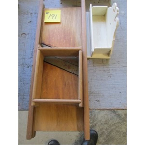 VINTAGE CABBAGE SLICER & BATHROOM WALL SHELF