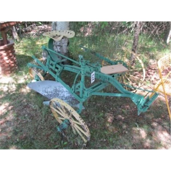 ONE BOTTOM HORSE DRAWN PLOW