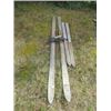 Image 1 : WOODEN SKIS WITHOUT BINDINGS