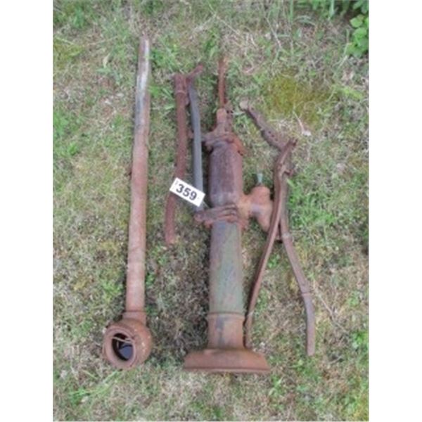 HAND OPERATED WATER PUMP & TROUGH