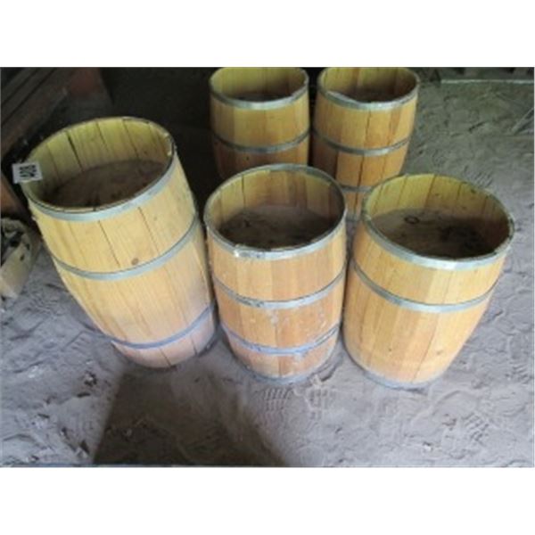 DISPLAY CEDAR BARRELS