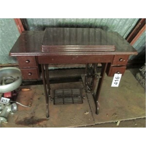COLLECTOR TREADLE SEWING MACHINE & CABINET