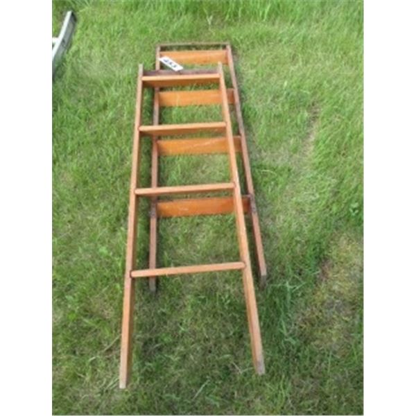 BUNK BED LADDERS