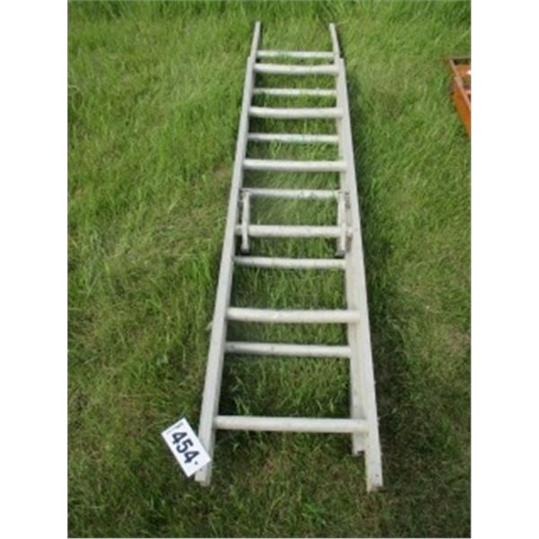 12’ ALUMINUM EXTENSION LADDER