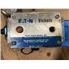Image 8 : LOT OF VICKERS VALVES *PART #'S PICTURED*