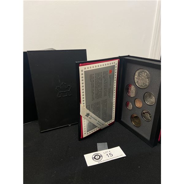 1990 Royal Canadian Mint Proof Year Set With Silver Dollar in Original Case