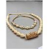 Image 2 : Beautiful Vintage Carved Necklaces