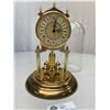 Image 2 : Battery Operated Dome Clock Untested