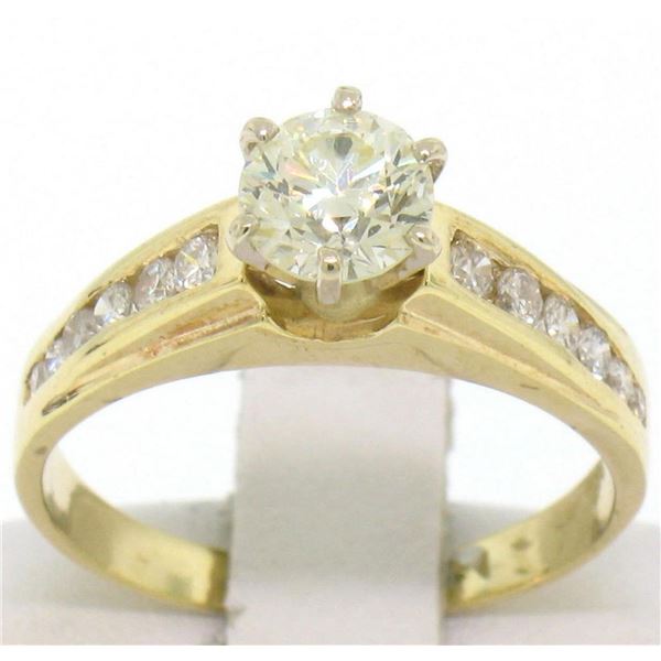 14k Solid Yellow Gold Round Diamond Solitaire Engagement Ring w/ 12 Graduated Ac