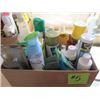 Image 2 : 2 BOXES OF CLEANING SUPPLIES