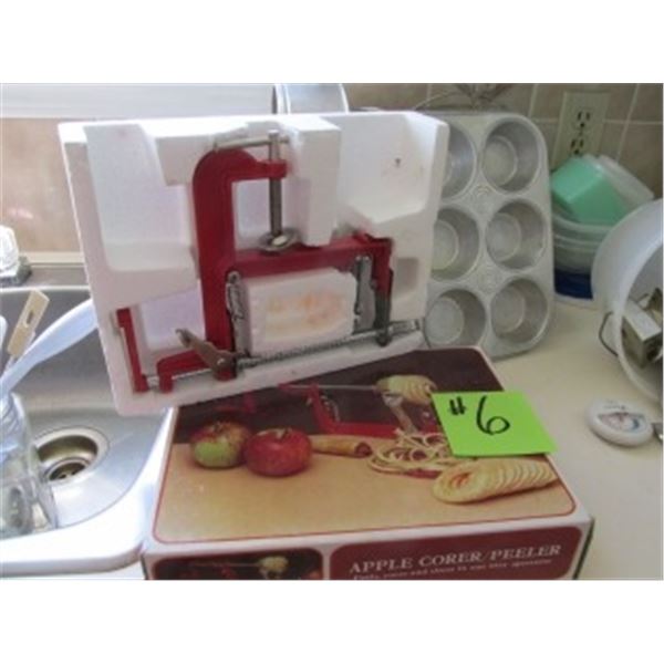 BAKING PANS, APPLE CORER & PARER, COOKIE CUTTERS