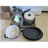 Image 1 : POTS, PANS, COVERED ROASTER