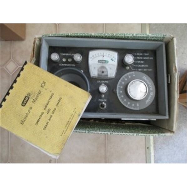 MOISTURE MASTER 101 DISPLAY OF DIFFERENT GRAINS